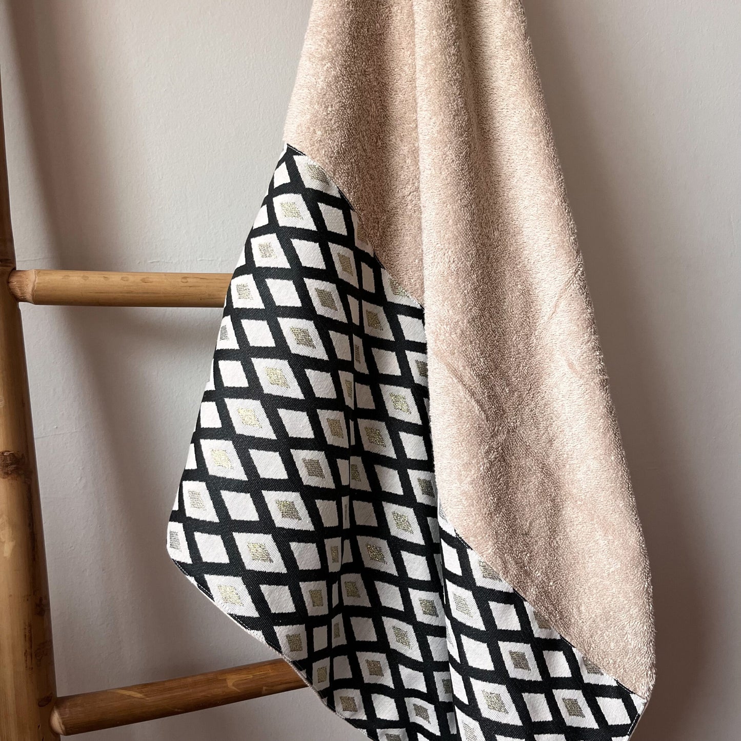 Antiparos Beach Towel, Miss Minimal