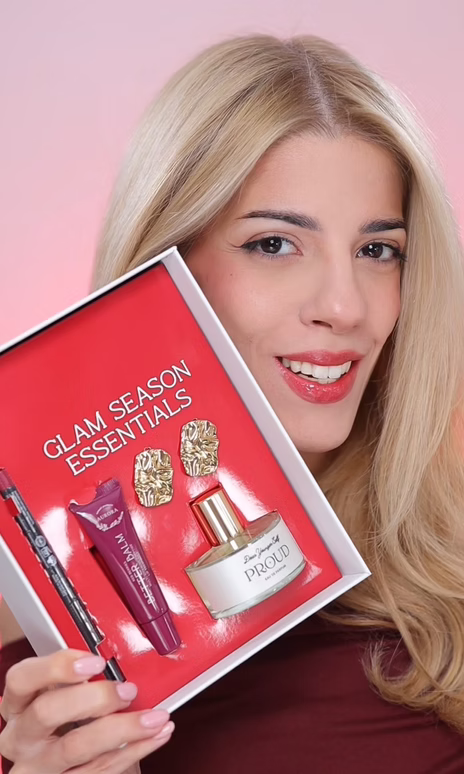 GLAM SEASON ESSENTIALS BOX, AURORA